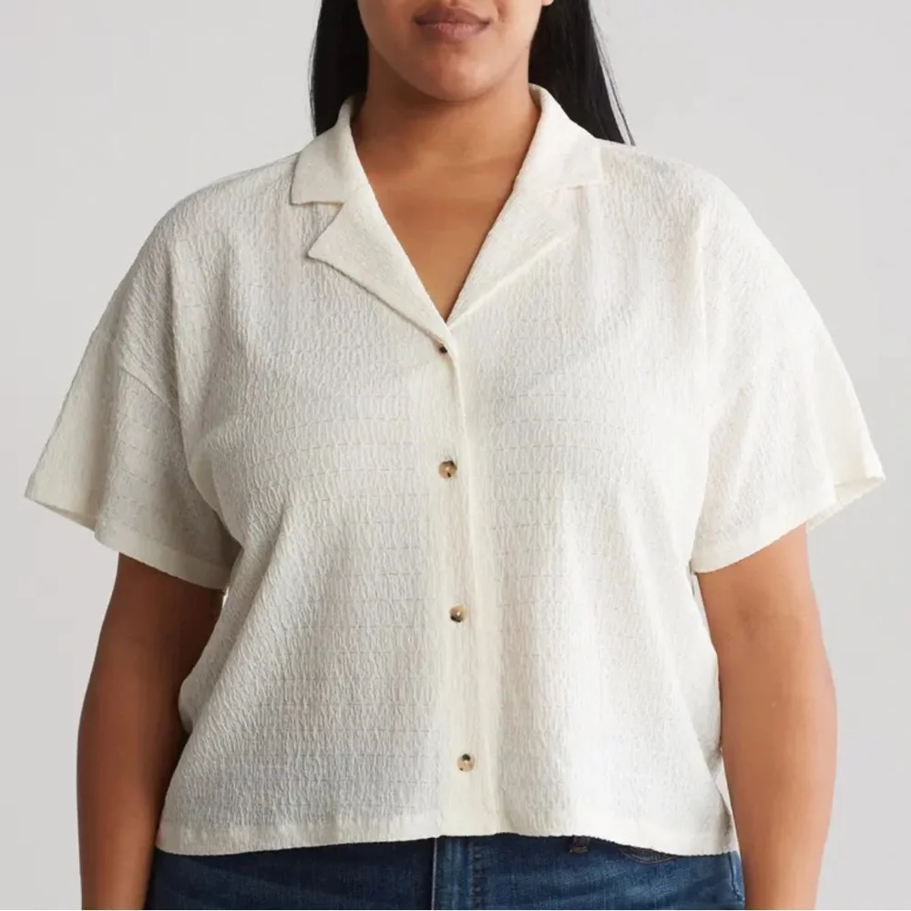 Madewell Crinkle Button Down Shirt - Picture 1 of 8